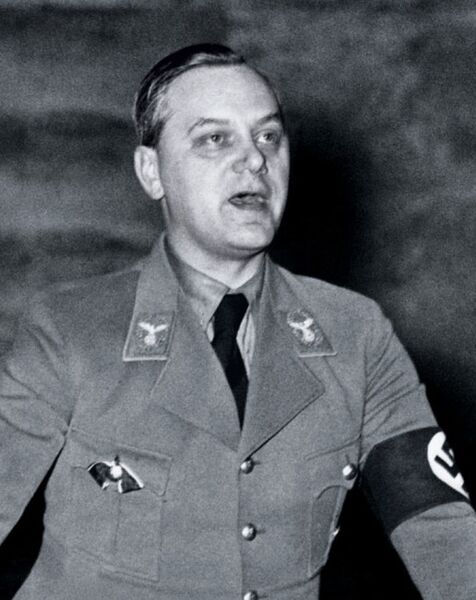 File:Rosenberg 1934.jpg